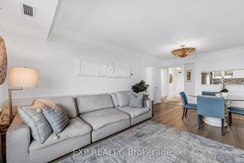 Photo 13 at 810 - 2 Covington Road, Lawrence, Toronto