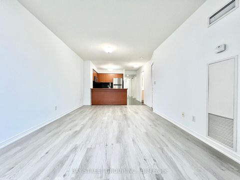 Photo 10 at 401 - 55 Harrison Garden Boulevard, Willowdale East, Toronto