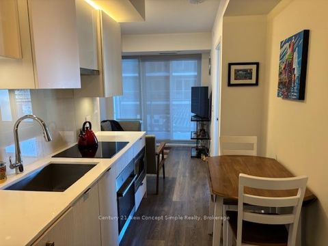 Photo 7 at 702 - 195 Redpath Avenue, Mount Pleasant West, Toronto