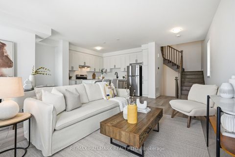 Photo 12 at 98 Yorkshire Drive E, Rural Barrie Southeast, Barrie