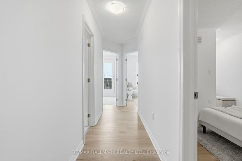 Photo 19 at 98 Yorkshire Drive E, Rural Barrie Southeast, Barrie