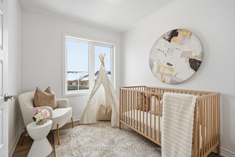 Photo 25 at 98 Yorkshire Drive E, Rural Barrie Southeast, Barrie