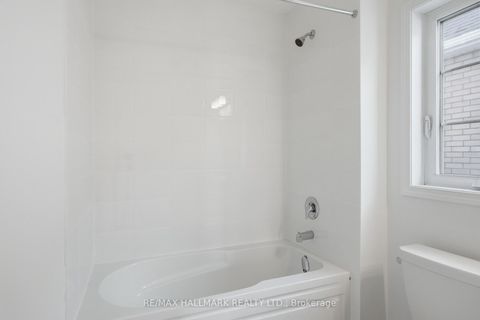 Photo 29 at 98 Yorkshire Drive E, Rural Barrie Southeast, Barrie