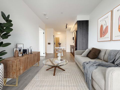 Photo 2 at 925 - 5 Defries Street, Regent Park, Toronto