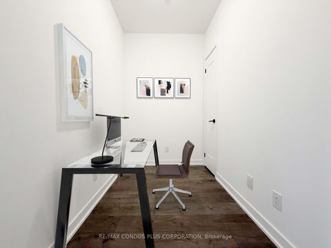 Photo 7 at 925 - 5 Defries Street, Regent Park, Toronto