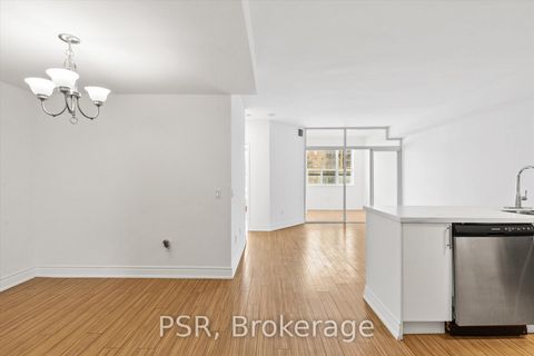 Photo 11 at 103 - 7378 Yonge Street, Yorkhill, Vaughan