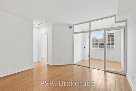 Photo 19 at 103 - 7378 Yonge Street, Yorkhill, Vaughan