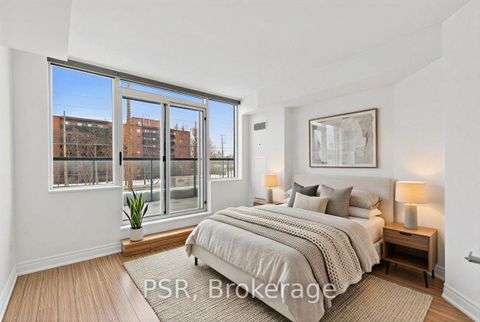 Photo 23 at 103 - 7378 Yonge Street, Yorkhill, Vaughan