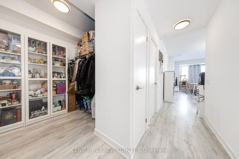 Photo 1 at 544 - 7 Golden Lion Heights, Newtonbrook East, Toronto