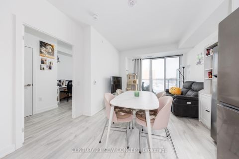 Photo 3 at 544 - 7 Golden Lion Heights, Newtonbrook East, Toronto