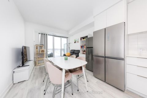 Photo 4 at 544 - 7 Golden Lion Heights, Newtonbrook East, Toronto