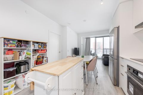 Photo 5 at 544 - 7 Golden Lion Heights, Newtonbrook East, Toronto