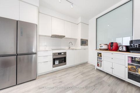 Photo 7 at 544 - 7 Golden Lion Heights, Newtonbrook East, Toronto