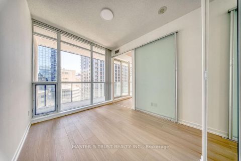 Photo 19 at 1002 - 770 Bay Street, Bay Street Corridor, Toronto