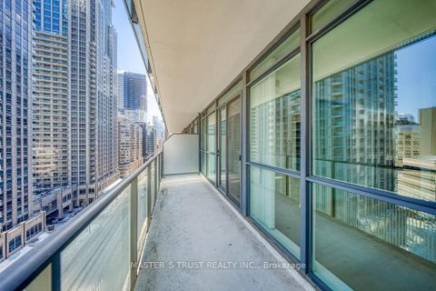 Photo 26 at 1002 - 770 Bay Street, Bay Street Corridor, Toronto