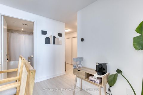 Photo 13 at 5506 - 3883 Quartz Road SW, City Centre, Mississauga