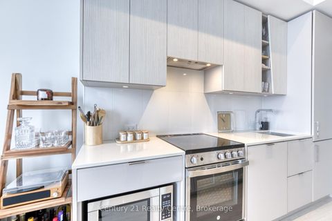 Photo 14 at 5506 - 3883 Quartz Road SW, City Centre, Mississauga