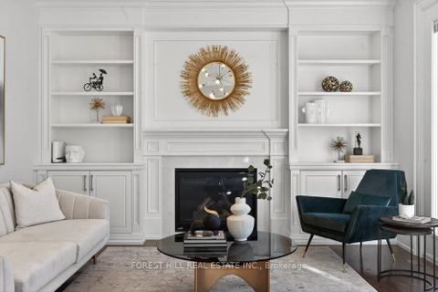 Photo 10 at 210 Willowdale Avenue, Willowdale East, Toronto