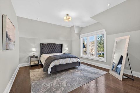 Photo 22 at 210 Willowdale Avenue, Willowdale East, Toronto