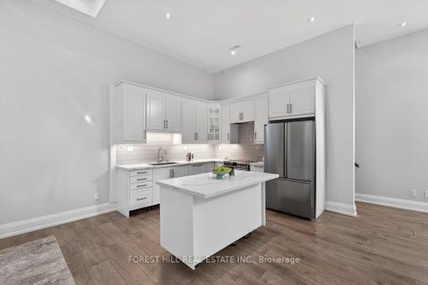 Photo 26 at 210 Willowdale Avenue, Willowdale East, Toronto