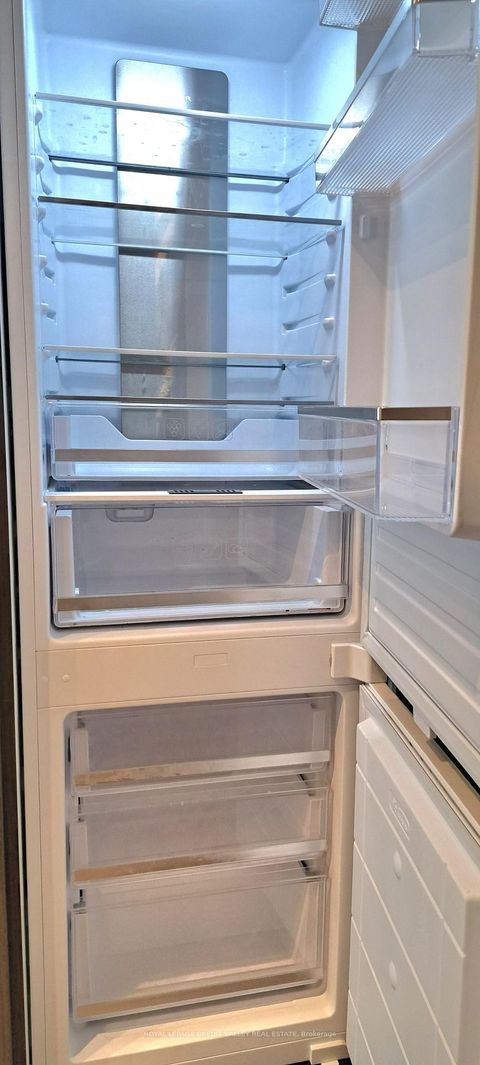 Photo 7 at 6210 - 225 Commerce Street, Vaughan Corporate Centre, Vaughan