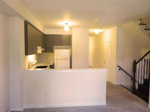 Photo 2 at 37 Bedford Estates Crescent, Bayshore, Barrie