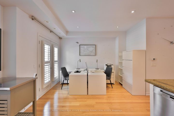 Photo 12 at 15 - 2460 Prince Michael Drive, JC Joshua Creek, Oakville