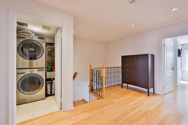 Photo 16 at 15 - 2460 Prince Michael Drive, JC Joshua Creek, Oakville