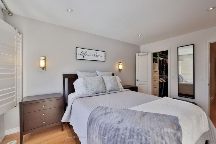 Photo 18 at 15 - 2460 Prince Michael Drive, JC Joshua Creek, Oakville