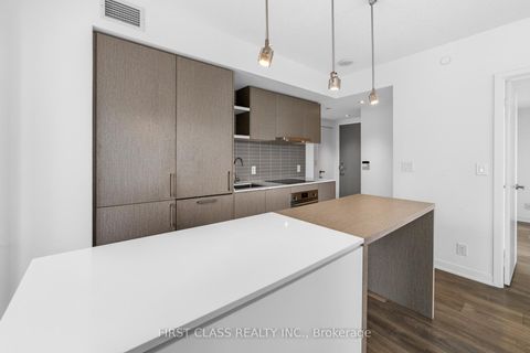 Photo 13 at 2502 - 100 Harbour Street, Waterfront Communities C1, Toronto