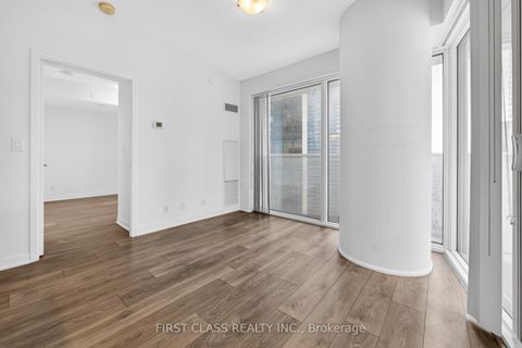 Photo 27 at 2502 - 100 Harbour Street, Waterfront Communities C1, Toronto