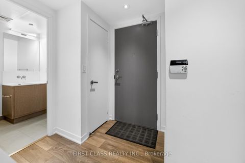 Photo 28 at 2502 - 100 Harbour Street, Waterfront Communities C1, Toronto