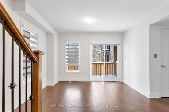 Photo 7 at 197 Wyndham Street, Streetsville, Mississauga