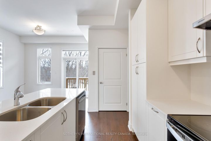 Photo 22 at 197 Wyndham Street, Streetsville, Mississauga