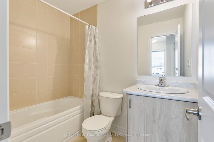 Photo 36 at 197 Wyndham Street, Streetsville, Mississauga