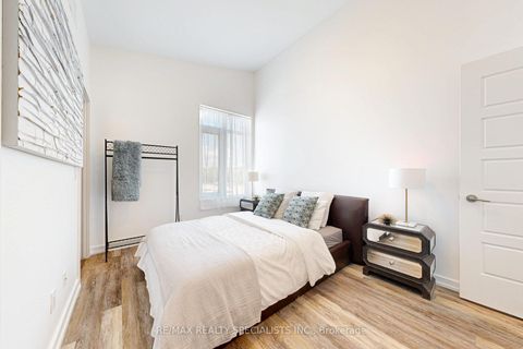 Photo 30 at 10 - 233 Broward Way, Rural Innisfil, Innisfil