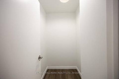 Photo 14 at 1105 - 5949 Yonge Street, Newtonbrook East, Toronto