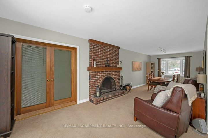 Photo 11 at 345 Sandlewood Road, WO West, Oakville