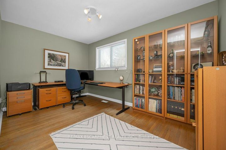 Photo 23 at 345 Sandlewood Road, WO West, Oakville