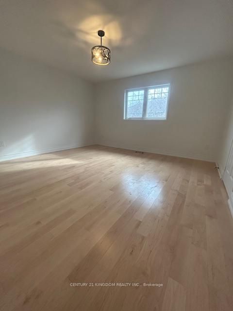 Photo 15 at 1 Seton Park Road, Flemingdon Park, Toronto