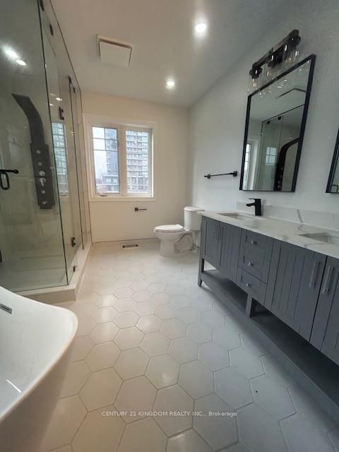 Photo 16 at 1 Seton Park Road, Flemingdon Park, Toronto