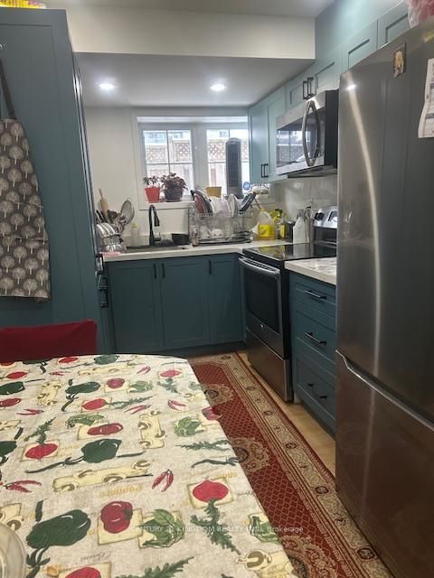 Photo 27 at 1 Seton Park Road, Flemingdon Park, Toronto