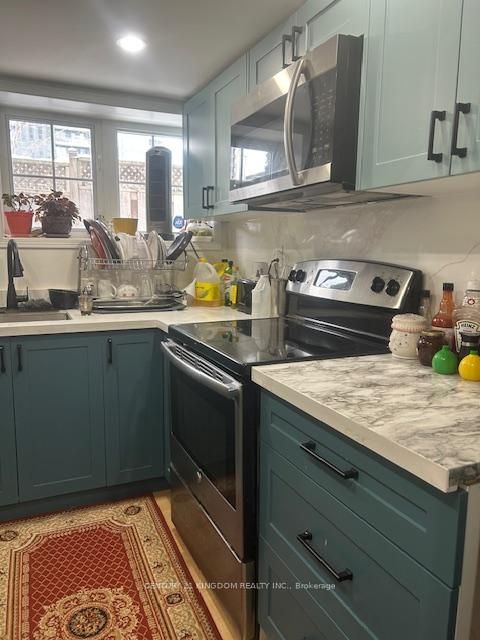 Photo 28 at 1 Seton Park Road, Flemingdon Park, Toronto