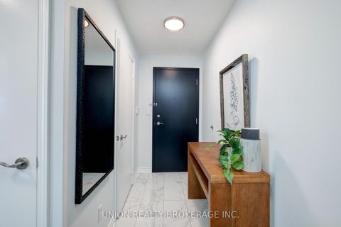 Photo 2 at 714 - 410 Queens Quay W, Waterfront Communities C1, Toronto