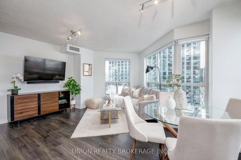 Photo 3 at 714 - 410 Queens Quay W, Waterfront Communities C1, Toronto