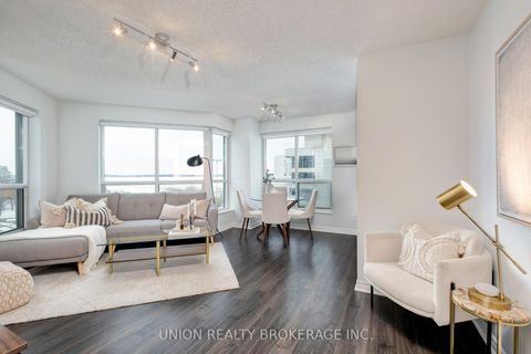 Photo 7 at 714 - 410 Queens Quay W, Waterfront Communities C1, Toronto