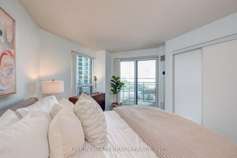 Photo 11 at 714 - 410 Queens Quay W, Waterfront Communities C1, Toronto