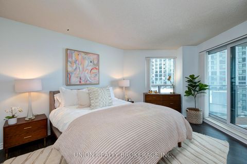 Photo 13 at 714 - 410 Queens Quay W, Waterfront Communities C1, Toronto