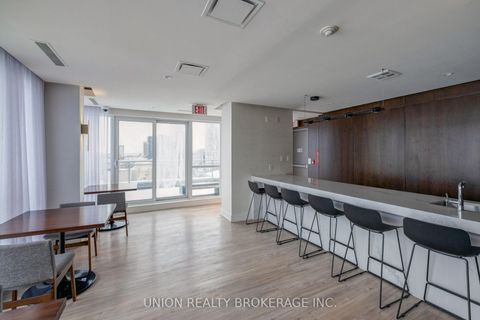 Photo 21 at 714 - 410 Queens Quay W, Waterfront Communities C1, Toronto