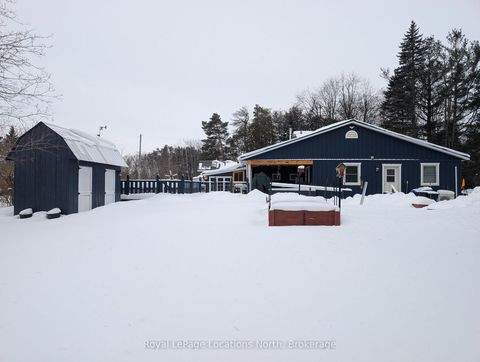 Photo 3 at 236 Phillips Street, Stayner, Clearview